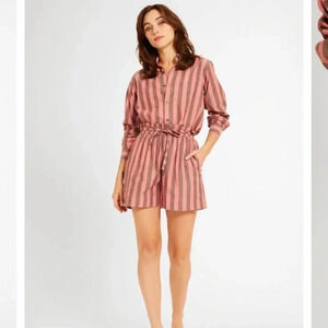 Millie Resort Long Sleeve Top and  Cary Short In Rosewood and Stable Set